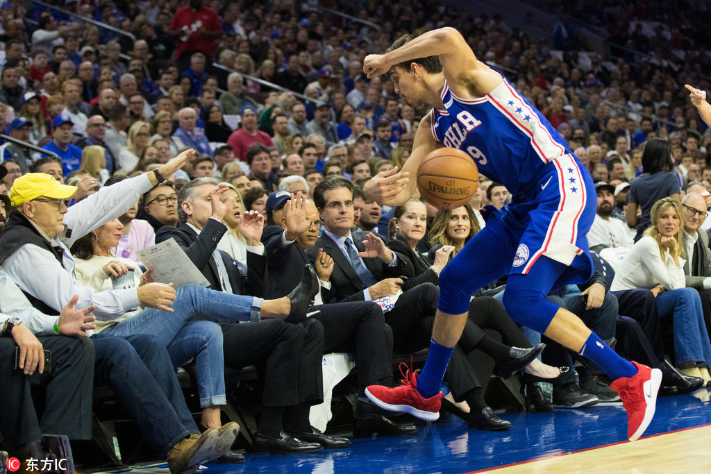 包含多伦多猛龙训练开放日，国际比赛日更衣室发声引欢呼，欧超杯在即，训练强度明显提升的词条-多米网址