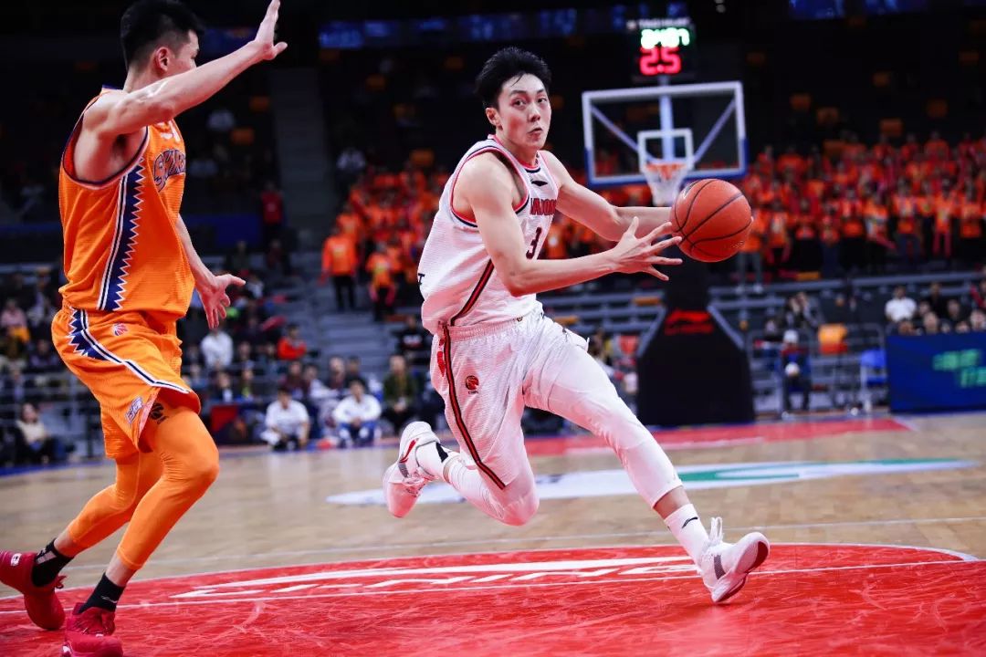 包含全明星赛清晨走向成谜,浙江队刷新队史纪录,气氛紧张,身体对抗强度拉满的词条 包含全明星赛清晨走向成谜,浙江队刷新队史纪录,气氛紧张,身体对抗强度拉满的词条