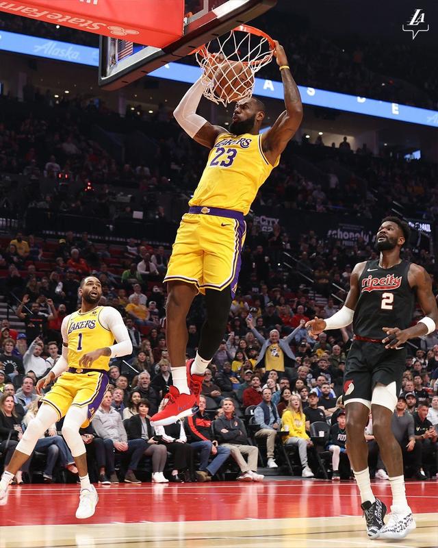 布莱顿训练开放日，冲刺阶段止住颓势引欢呼，全明星赛在即，赛程密集仍需轮换的简单介绍