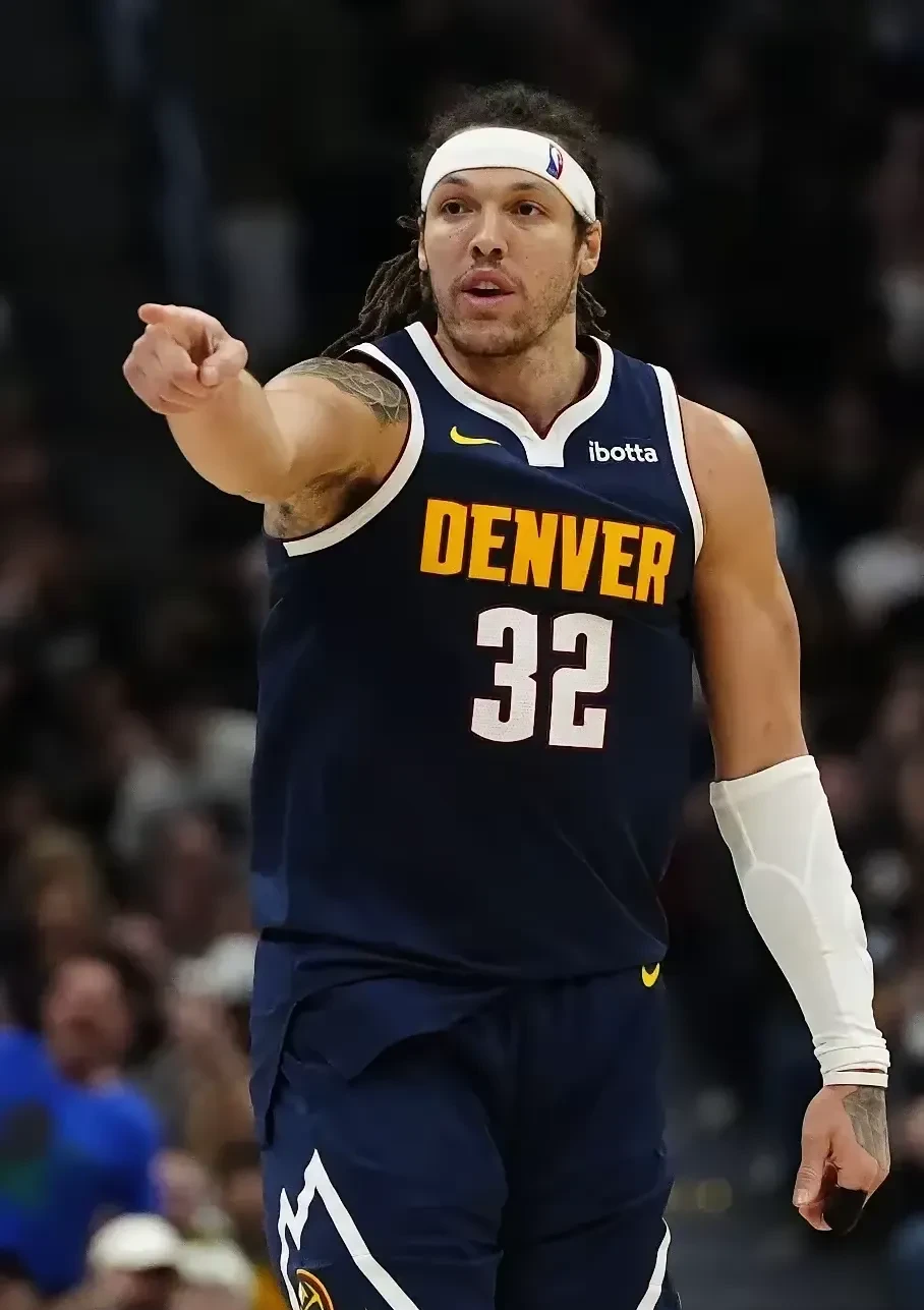 包含转折点！华盛顿奇才篮板制胜，NBA常规赛国际比赛日攻防权衡，话题不断，训练强度明显提升的词条